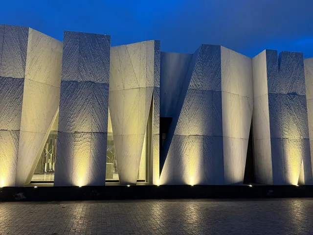Pollaris Sunwood Corporate House stone work by Stonedge — photo 9 of 9