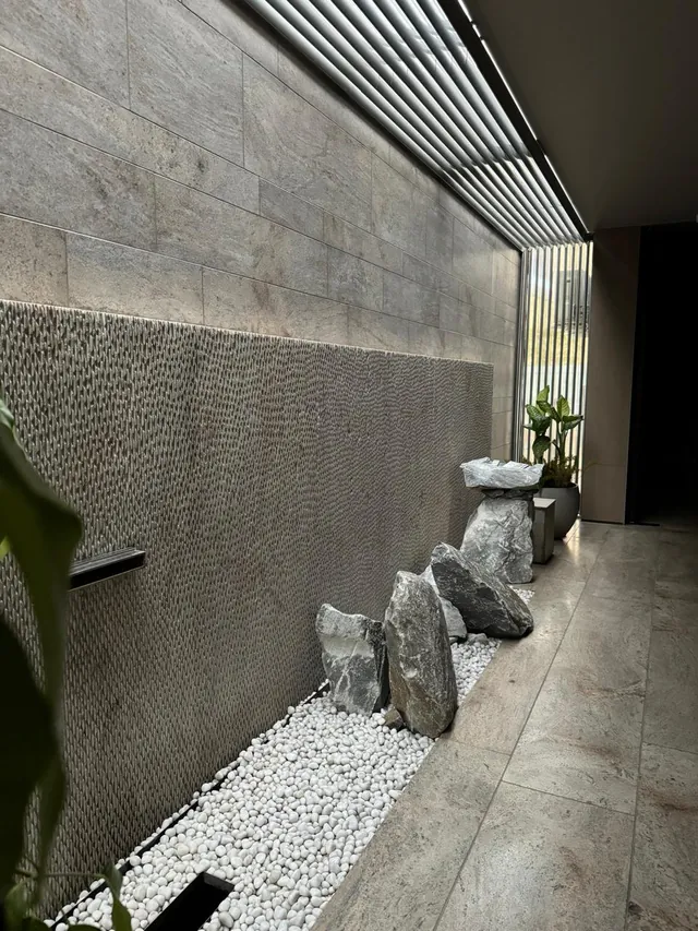 Swati 18 stone work by Stonedge — photo 1 of 15